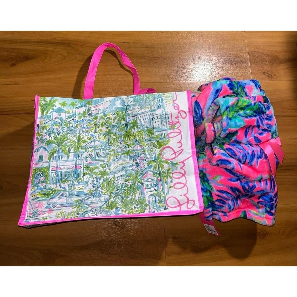 NWT Lilly Pulitzer Paradise Girls Fleece Colorful Plush Wrap Blanket